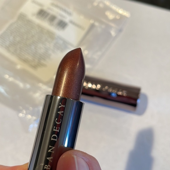 Urban Decay “Conspiracy” Metallized Lipstick - Picture 4 of 7